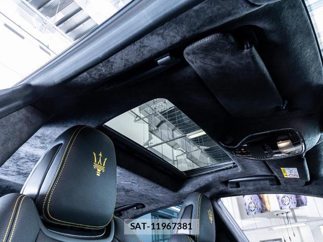 Maserati GHIBLI 2021-10 8814836-5