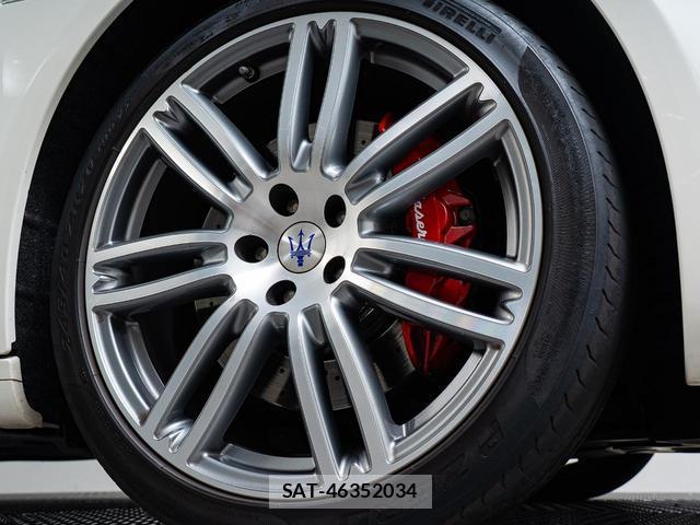 Maserati GHIBLI 2018-09 8815055-5