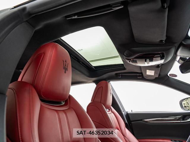 Maserati GHIBLI 2018-09 8815055-6