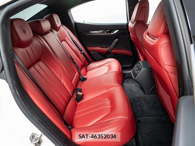 Maserati GHIBLI 2018-09 8815055-8