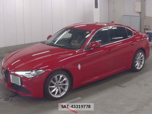 ALFA ROMEO Giulia 2018-02 8815380-3
