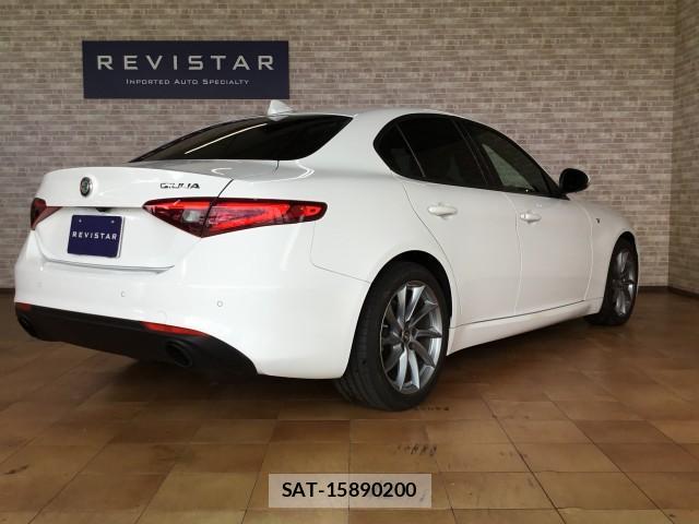 ALFA ROMEO Giulia 2022-05 8817057-1