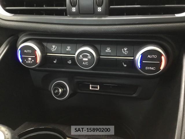 ALFA ROMEO Giulia 2022-05 8817057-14