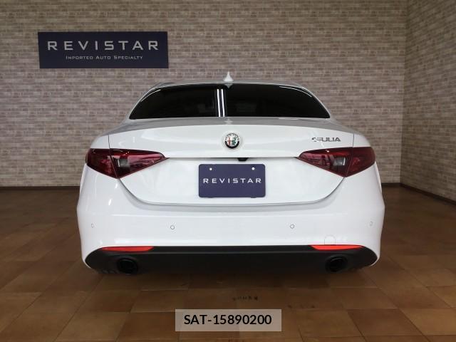 ALFA ROMEO Giulia 2022-05 8817057-3