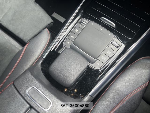 Mercedes Benz GLA-CLASS 2020-08 8814631-10