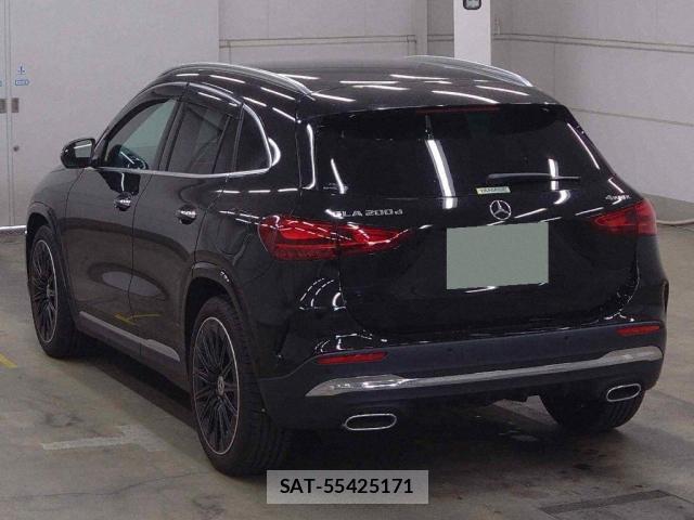 Mercedes Benz GLA-CLASS 2025-11 8816131-1