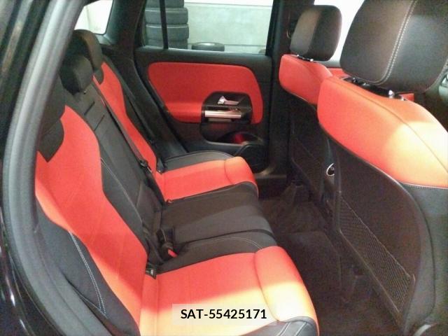 Mercedes Benz GLA-CLASS 2025-11 8816131-4