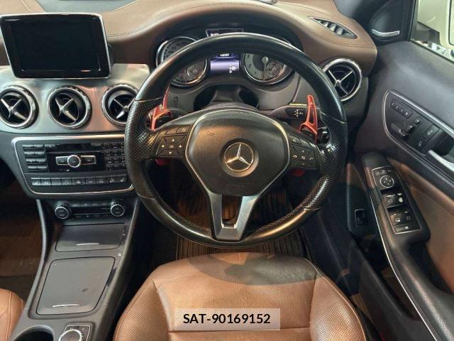 Mercedes Benz GLA-CLASS 2014-10 8816312-4