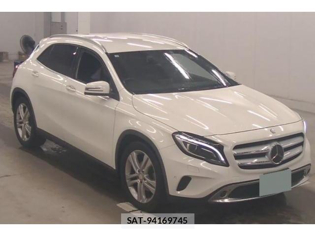 Mercedes Benz GLA-CLASS 2015-02 8816320-0