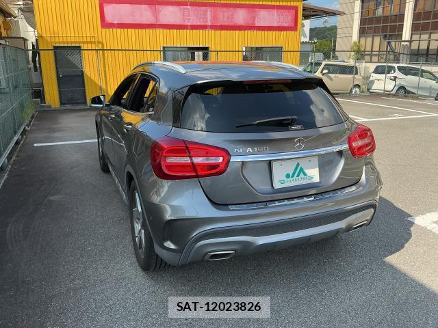 Mercedes Benz GLA-CLASS 2017-03 8817084-14