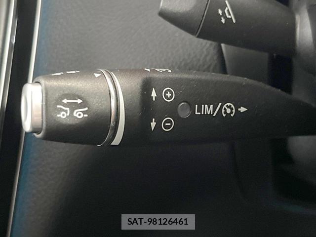 Mercedes Benz GLC-CLASS 2019-10 8813146-3
