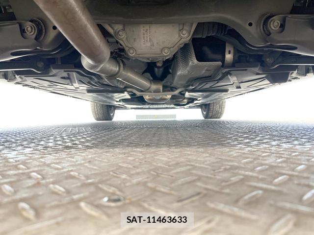 Mercedes Benz GLC-CLASS 2018-10 8813147-11