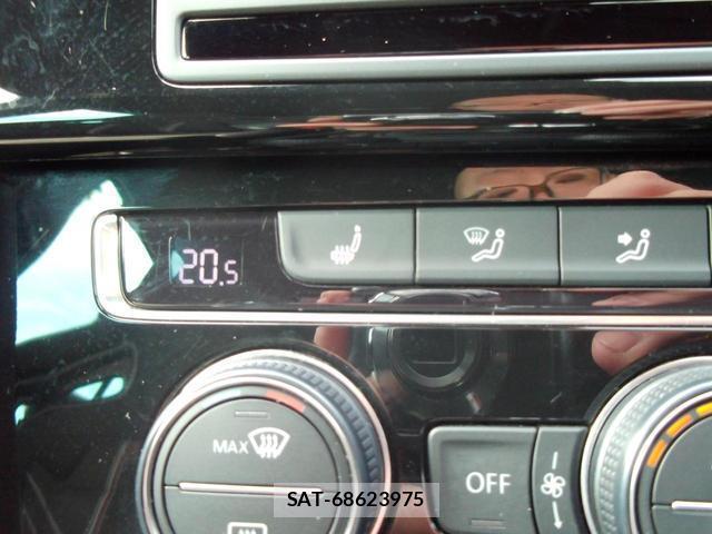 VolksWagen GOLF GTI 2016-08 8812510-15