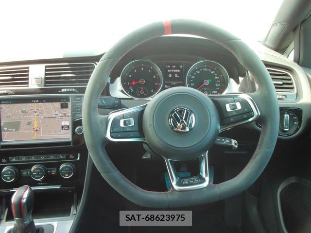 VolksWagen GOLF GTI 2016-08 8812510-4