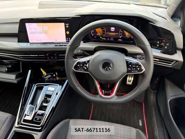 VolksWagen GOLF GTI 2022-12 8815400-2