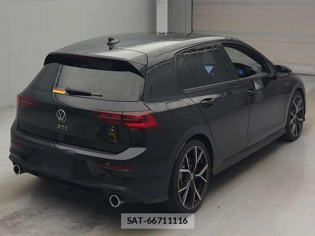 VolksWagen GOLF GTI 2022-12 8815400-5