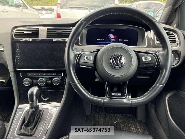VolksWagen GOLF R VARIANT 2017-12 8817334-2