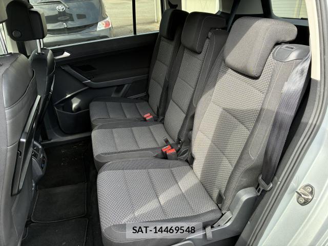 VolksWagen GOLF TOURAN 2016-02 8814665-12