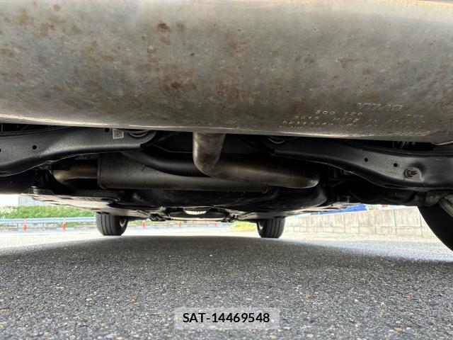 VolksWagen GOLF TOURAN 2016-02 8814665-13