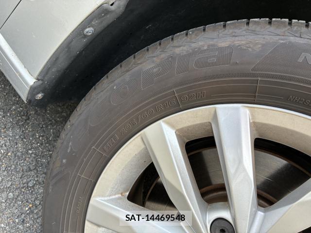 VolksWagen GOLF TOURAN 2016-02 8814665-5