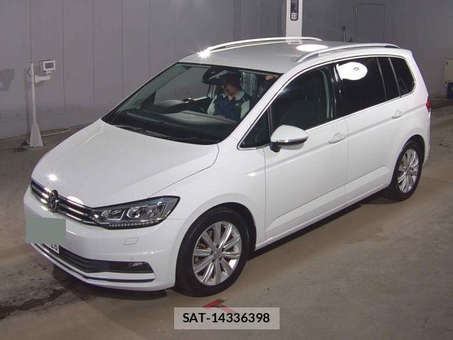 VolksWagen GOLF TOURAN 2018-06 8816117-5