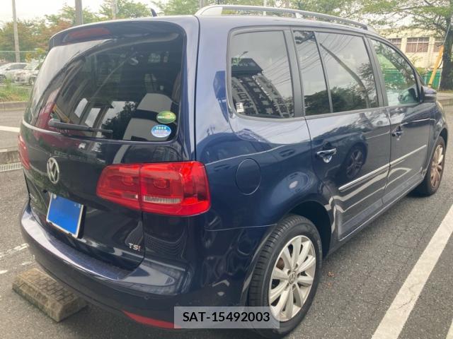 VolksWagen GOLF TOURAN 2012-07 8817191-3