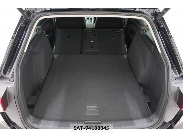 VolksWagen GOLF VARIANT 2023-06 8812098-14