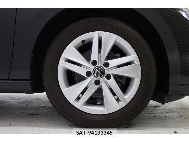 VolksWagen GOLF VARIANT 2023-06 8812098-16