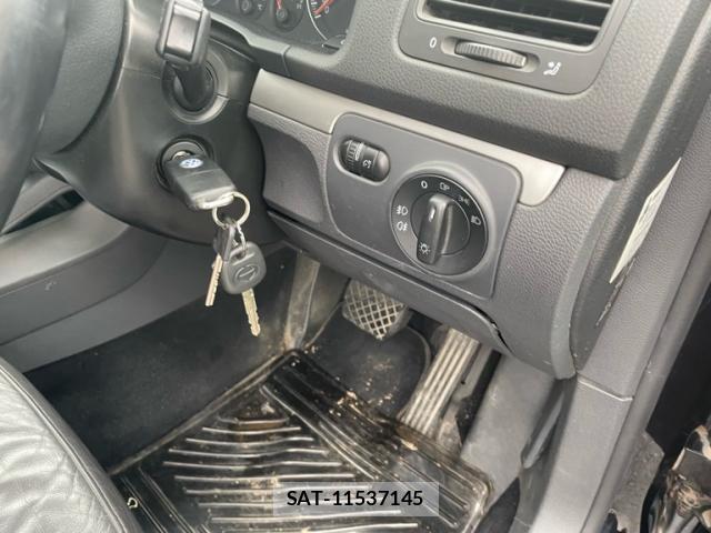 VolksWagen GOLF VARIANT 2008-02 8812363-11