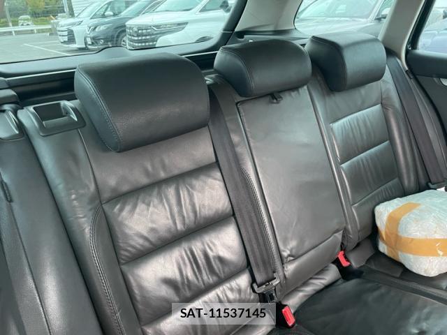 VolksWagen GOLF VARIANT 2008-02 8812363-16