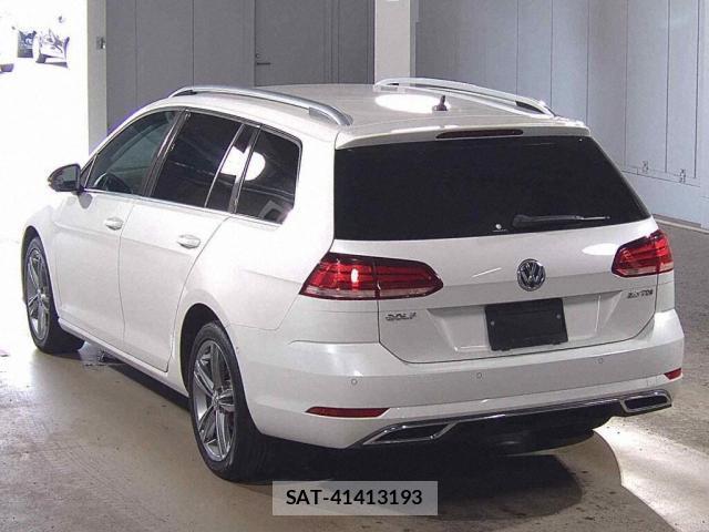 VolksWagen GOLF VARIANT 2019-09 8816118-5