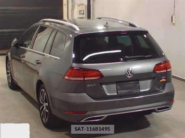 VolksWagen GOLF VARIANT 2018-05 8816182-1
