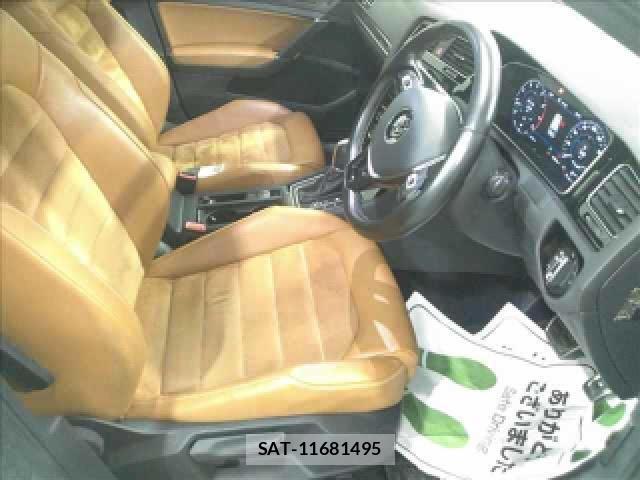 VolksWagen GOLF VARIANT 2018-05 8816182-3