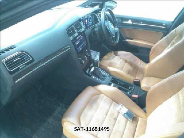 VolksWagen GOLF VARIANT 2018-05 8816182-4
