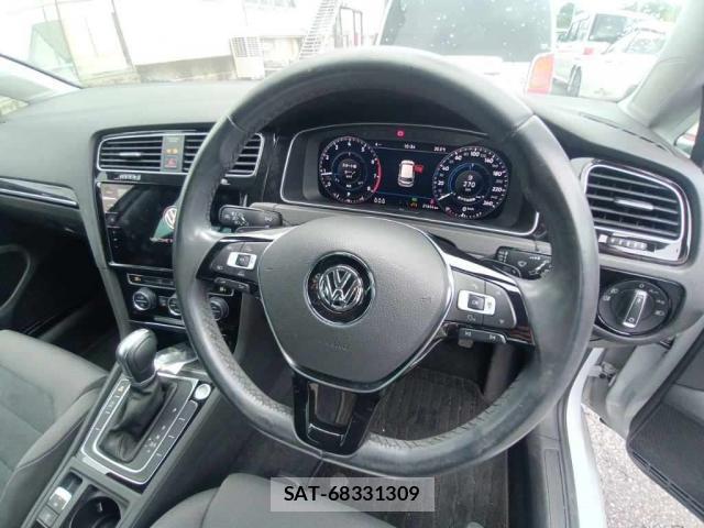 VolksWagen GOLF 2018-11 8816128-2