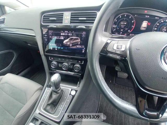 VolksWagen GOLF 2018-11 8816128-3