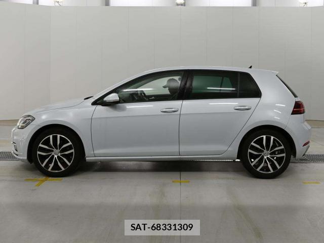 VolksWagen GOLF 2018-11 8816128-8