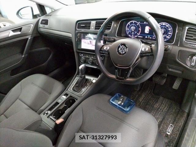 VolksWagen GOLF 2019-11 8816147-2