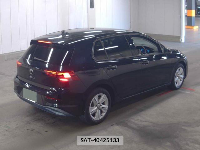 VolksWagen GOLF 2022-09 8816218-1