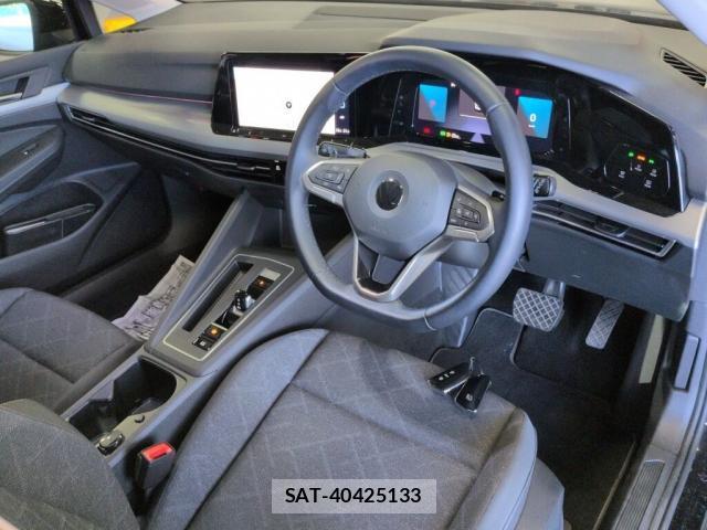 VolksWagen GOLF 2022-09 8816218-2
