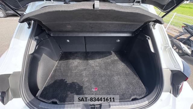 Toyota COROLLA 2025-08 8815466-16