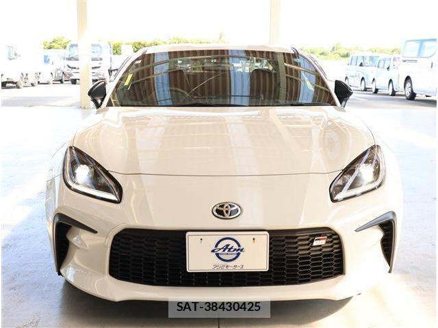 Toyota GR86 2024-12 8812383-19