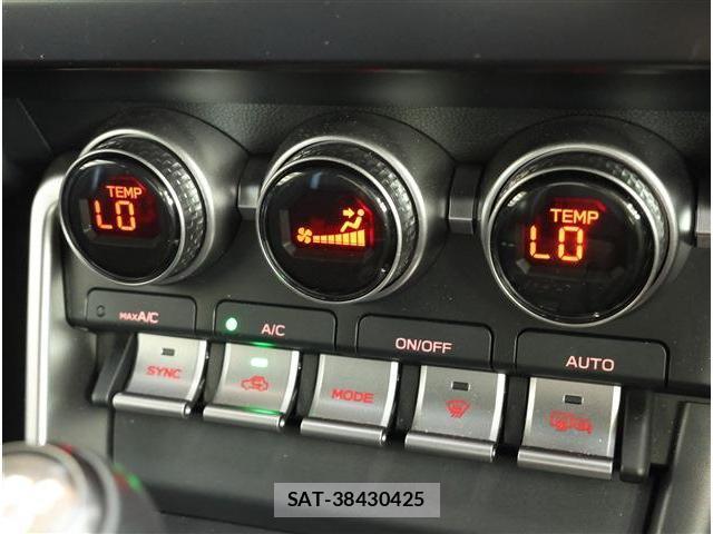 Toyota GR86 2024-12 8812383-7