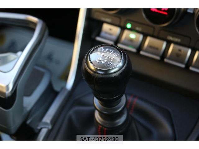 Toyota GR86 2024-01 8812822-13