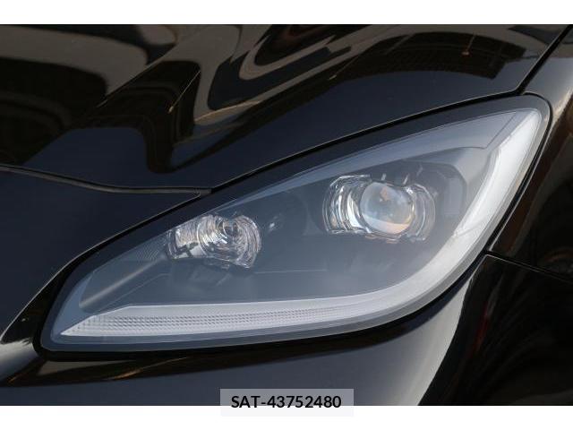 Toyota GR86 2024-01 8812822-9
