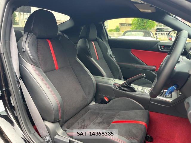 Toyota GR86 2026-05 8813207-7