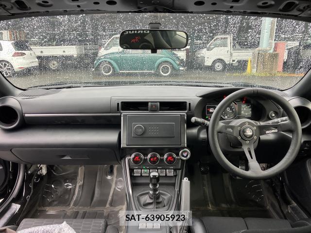 Toyota GR86 2023-05 8813943-2