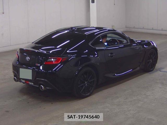 Toyota GR86 2024-07 8816032-4