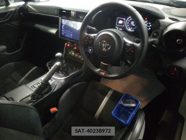 Toyota GR86 2025-07 8816042-2