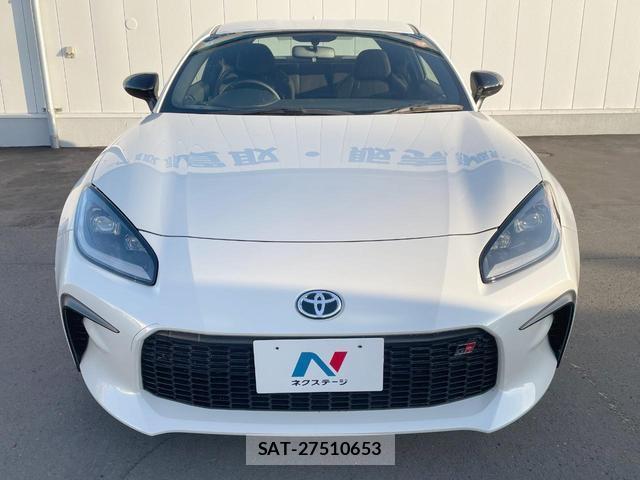 Toyota GR86 2022-02 8817182-14